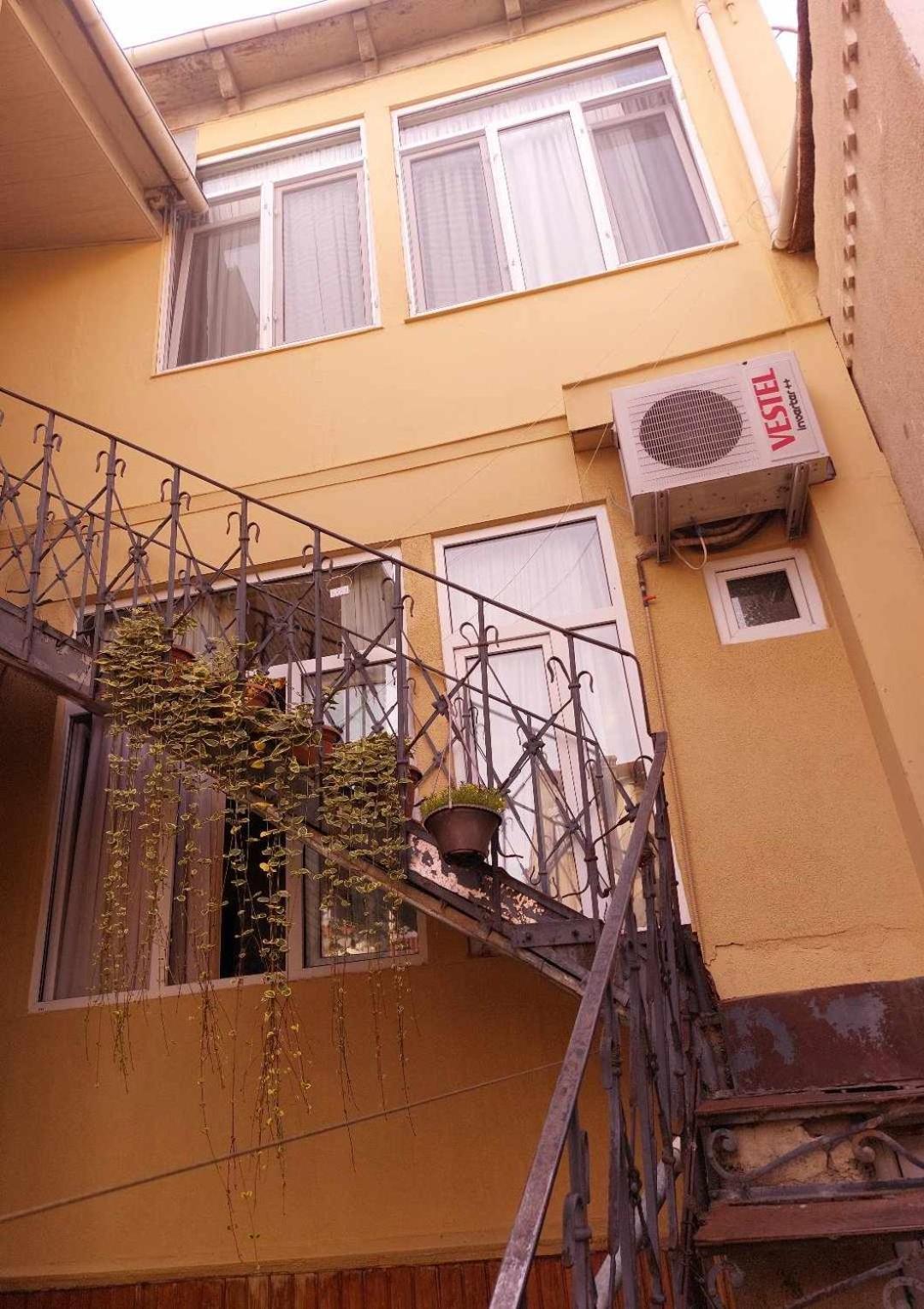 Inga's Apartment Tbilisi Bagian luar foto